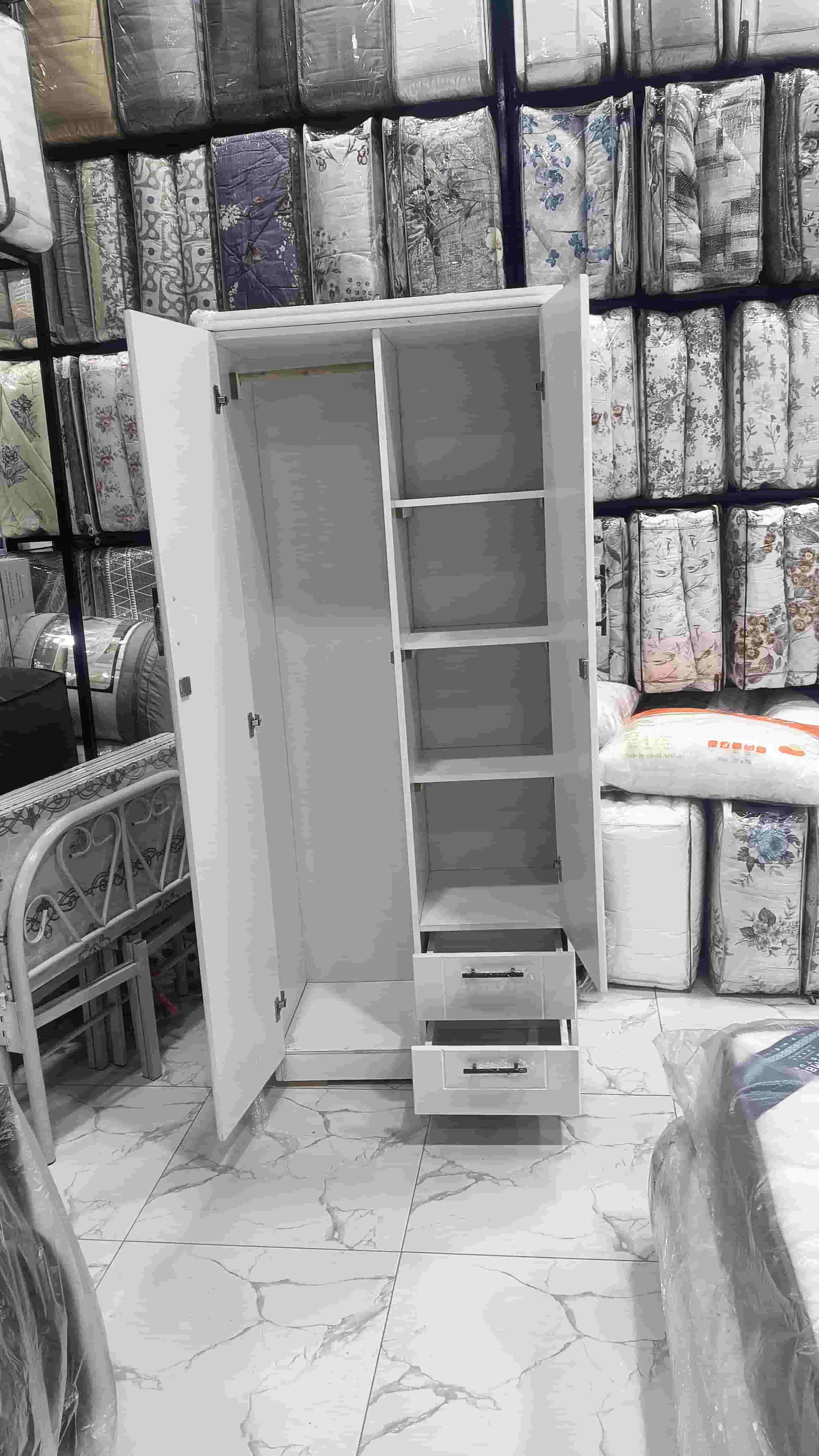 دواليب وسراير ومراتب طبية جميع المقاسات موجوده